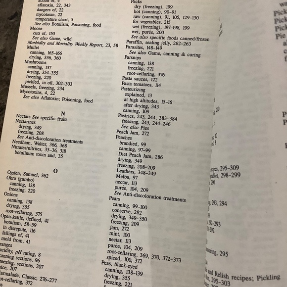 Vintage Putting Food By Book - Picture 11 of 13